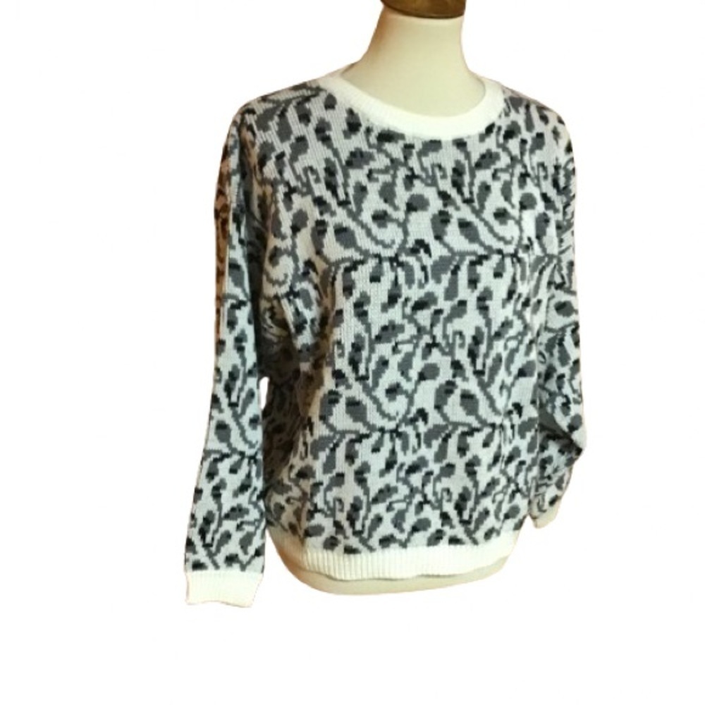 Vintage 90s funky vibes sweater